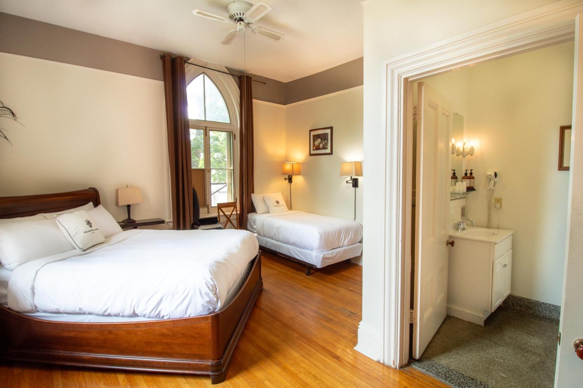 Hochelaga Inn Кингстън Стая снимка